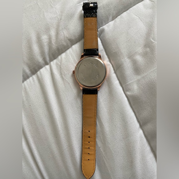 A pair of fun watches 😊 - Picture 6 of 9